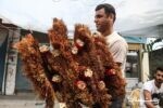 بازارهای محلی در گیلان زنجیره انتقال کرونا است.