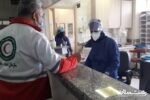 گزارش تصویری تلاش امدادگران داوطلب جمعیت هلال احمر در راستای کمک به کادر درمان و حضور در بیمارستان های شهر رشت