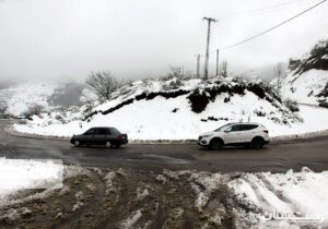جاده‌های کوهستانی گیلان برفی شد