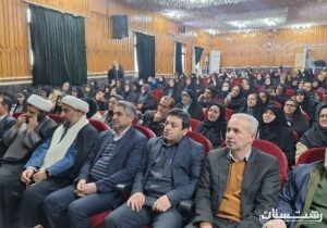 همایش مادرانه با تجلیل از مادران نمونه در رشت برگزار شد