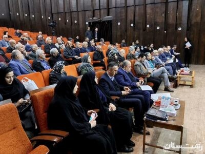همایش «تغذیه بهینه و کنترل آفات و بیماریها در باغات زیتون و مزارع گندم» در رودبار برگزار شد