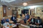 فرماندار رشت با خانواده شهدای جیران‌زاده و رحمانی دیدار و گفت‌وگو کرد