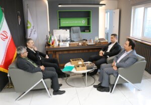 دیدار مدیرکل نوسازی مدارس گیلان با مدیر شعب بانک قرضالحسنه مهر ایران در استان گیلان برای گسترش همکاری در امر مدرسهسازی