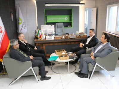 دیدار مدیرکل نوسازی مدارس گیلان با مدیر شعب بانک قرضالحسنه مهر ایران در استان گیلان برای گسترش همکاری در امر مدرسهسازی