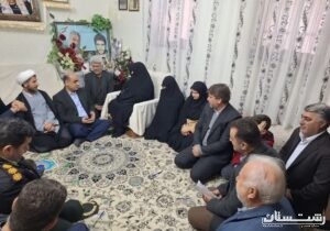 دیدار استاندار با خانواده شهیدان والامقام درویشوند در بخش لوشان