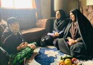 رضوانشهر/دیدار مشترک رؤسای ادارات حمایتی با مادر گرانقدر شهید