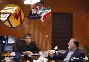 ایران قوی تسلیم تاریکی و خیال پردازی‌ها نمی‌شود