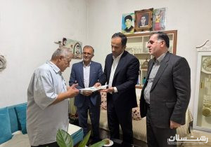 دیدار شهردار رشت با خانواده شهید فرجودی به مناسبت هفته نیروی انتظامی